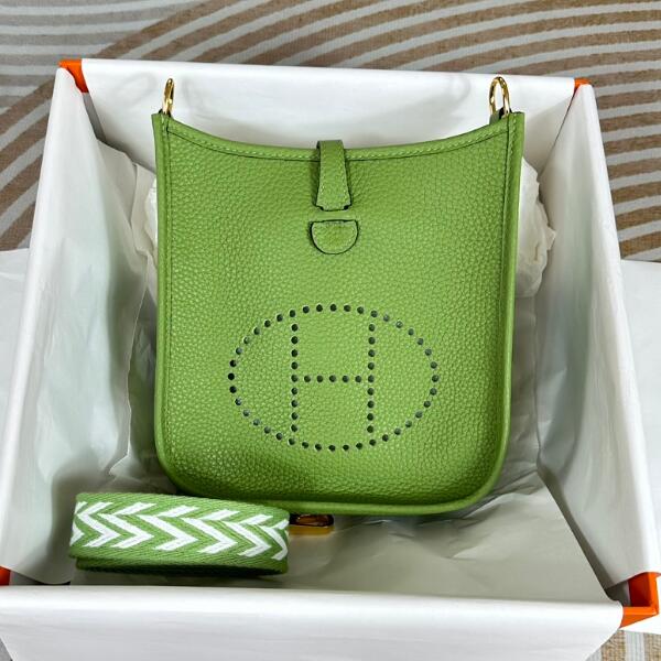 【エルメス HERMES】エブリンアマゾンTPM トリヨンクレマンス トレンチ アップルグリーン ゴールド金具 (100%マシン)